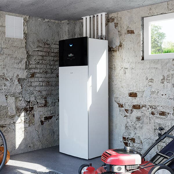 Altherma top grade R inomhusdel med inbyggd 180 L varmvattentank.