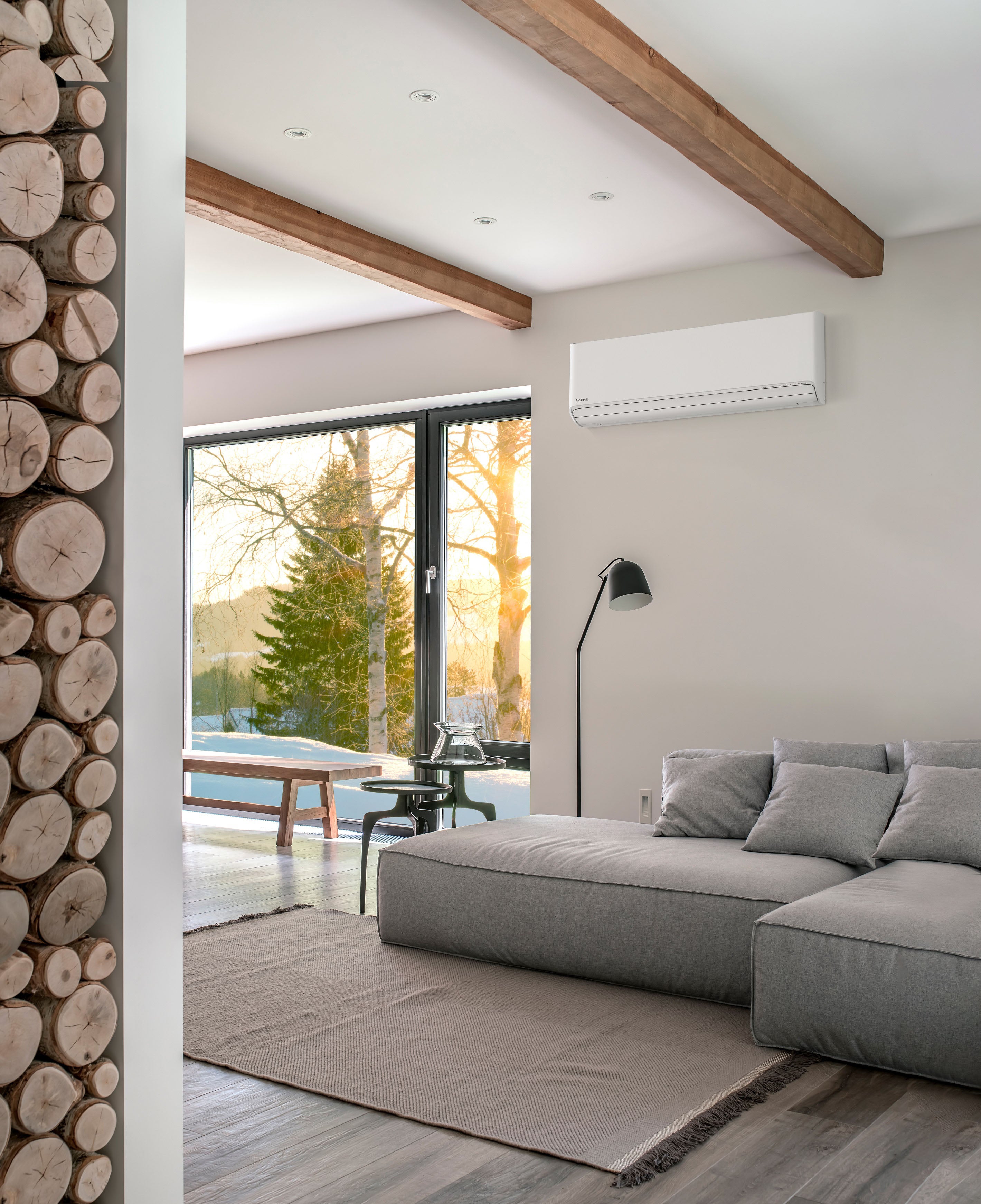 Panasonic HZ vit modell installation i villa.